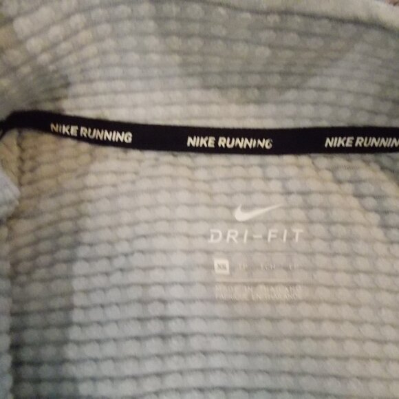 Nike Long Sleeve ELEMENT SPHERE 1/2 ZIP Size XS - Picture 3 of 8